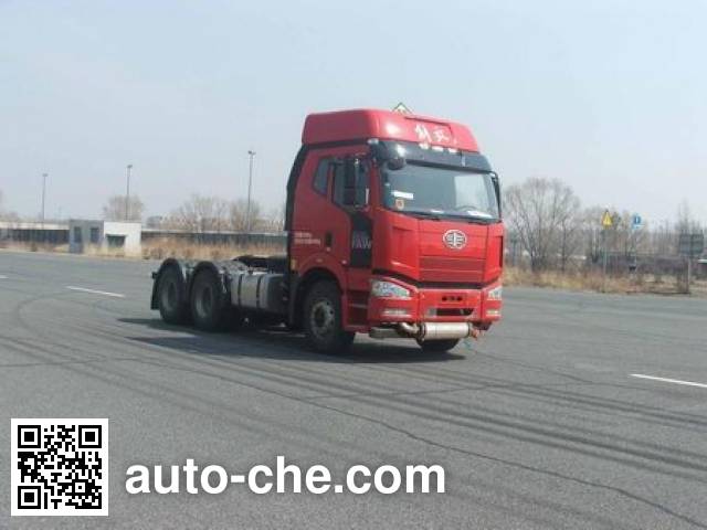 Седельный тягач для перевозки опасных грузов FAW Jiefang CA4250P66K24T1E5Z