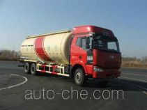 Автоцистерна для порошковых грузов низкой плотности FAW Jiefang CA5250GFLP66K2L5T1E4