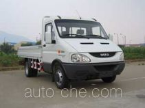 Бортовой грузовик Iveco NJ1046SFM5-T