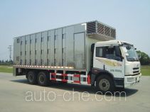 Грузовой автомобиль для перевозки скота (скотовоз) Baiqin XBQ5250XCQZ47